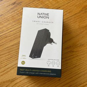 Native Union smart charger